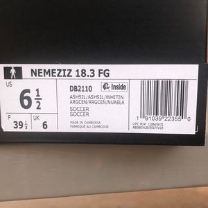 Adidas men size 6 1/2 cleats